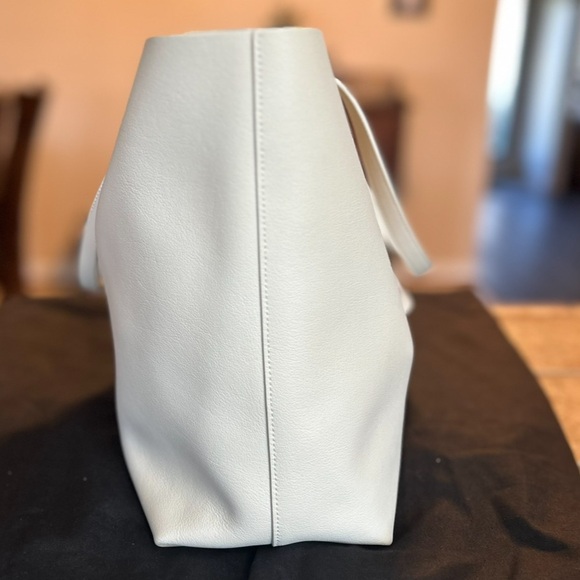 NEW YVES SAINT LAURENT EAST WEST TOTE BAG AND POUCH SOFT CREMA - Picture 6 of 14